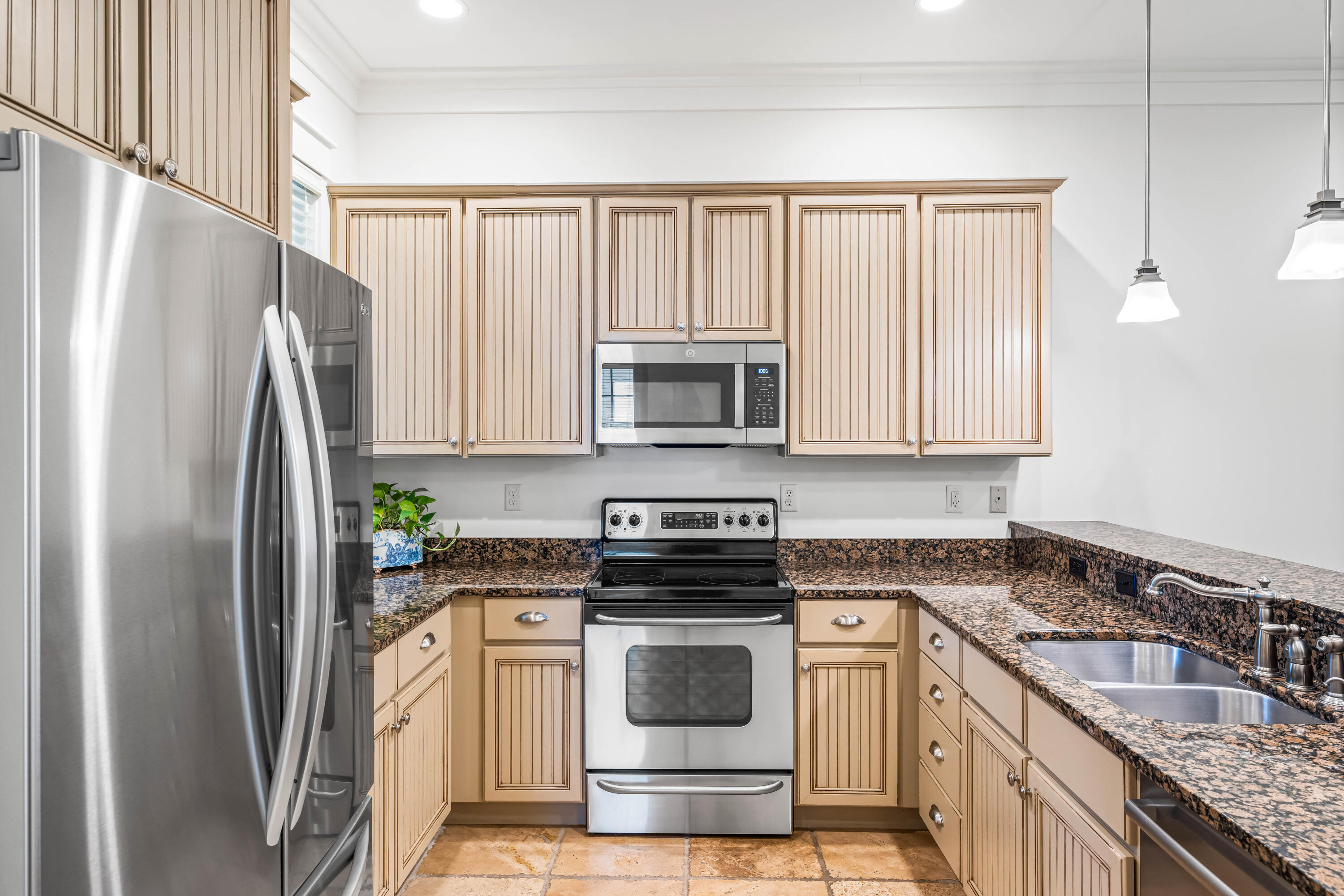 CARSON OAKS - Residential