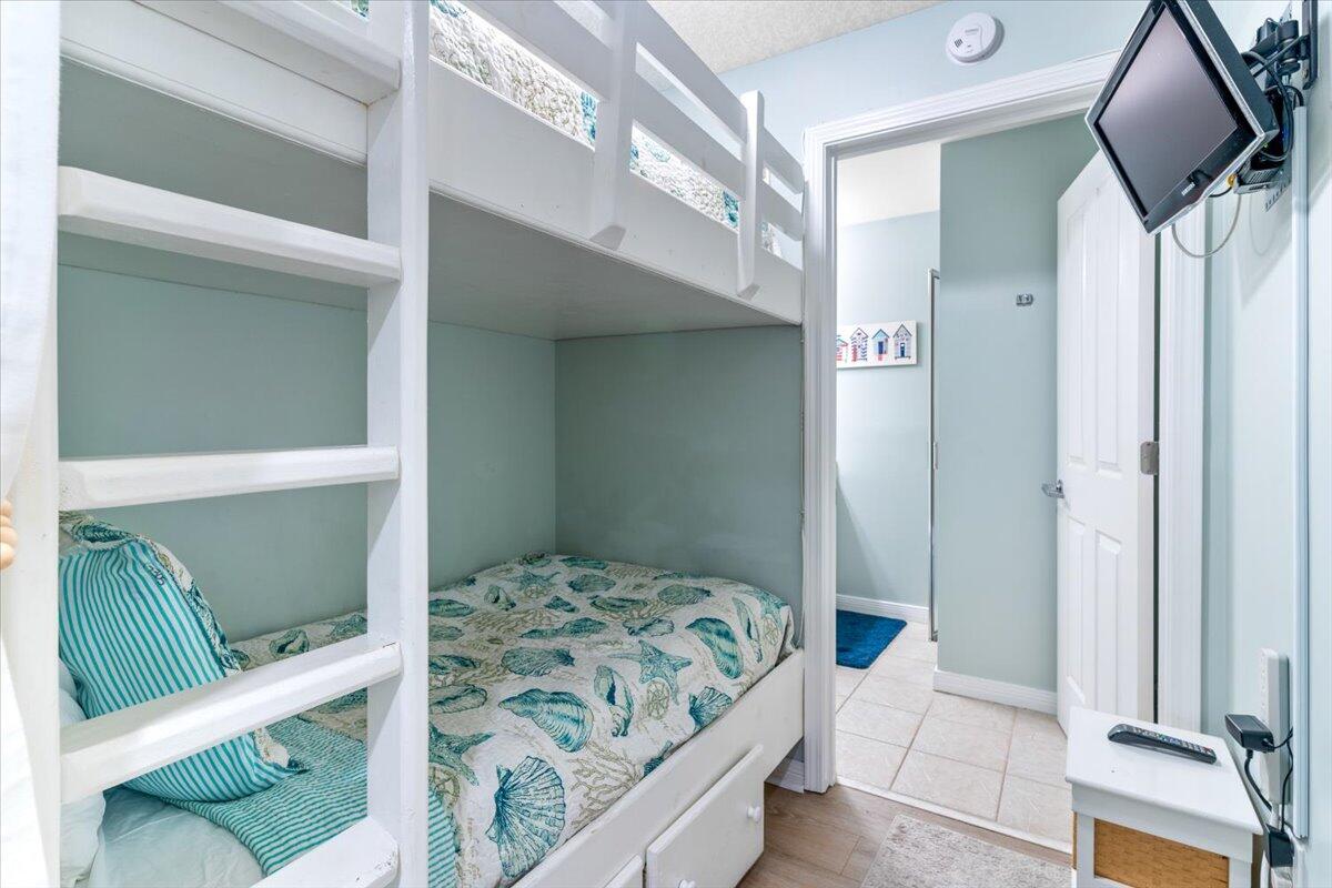 DESTIN WEST BEACH & BAY RESORT-GULFSIDE - Residential