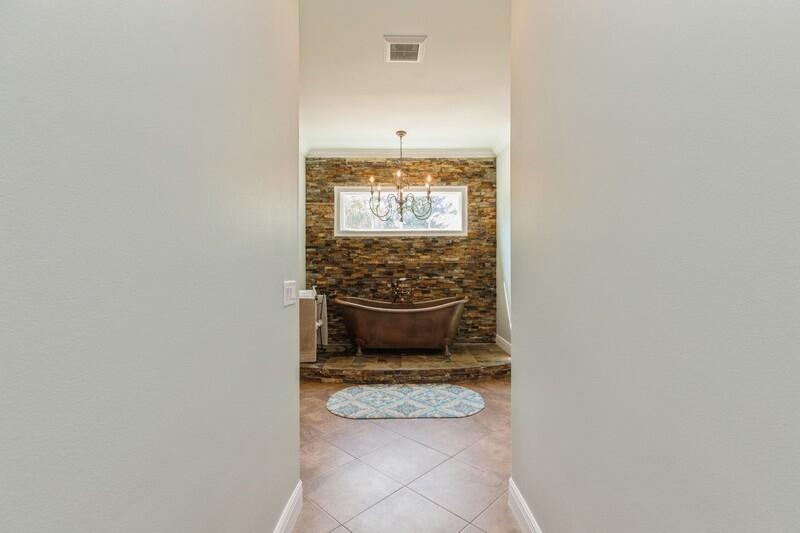 ST ANDREWS WEST BLUEWATER BAY 2 - Residential