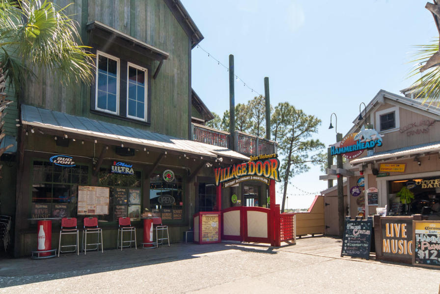 BAHIA CONDO - Residential