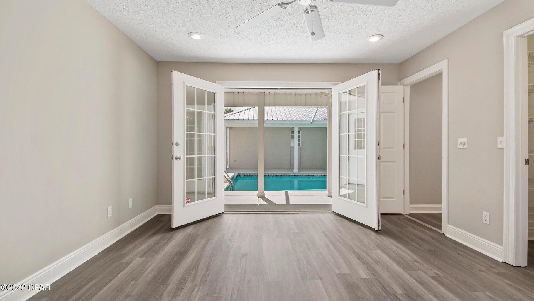 COLONY CLUB HARBOUR PH 3 - Residential Lease