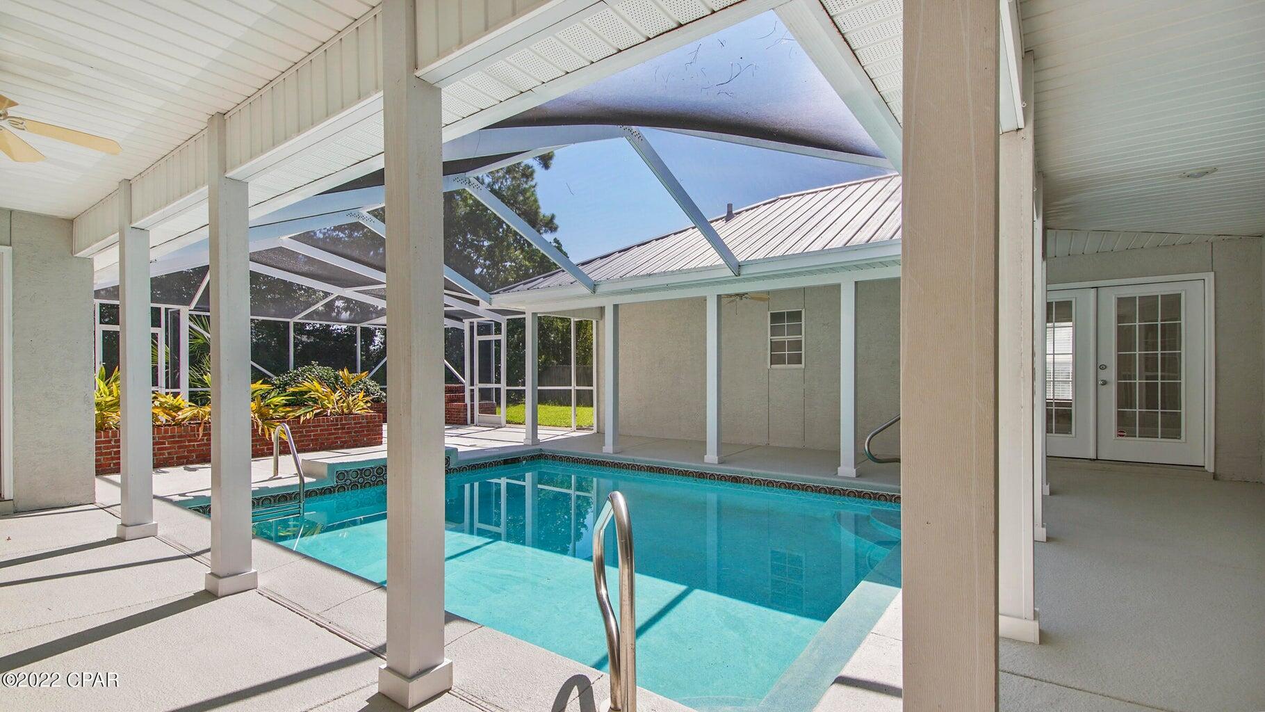 COLONY CLUB HARBOUR PH 3 - Residential Lease