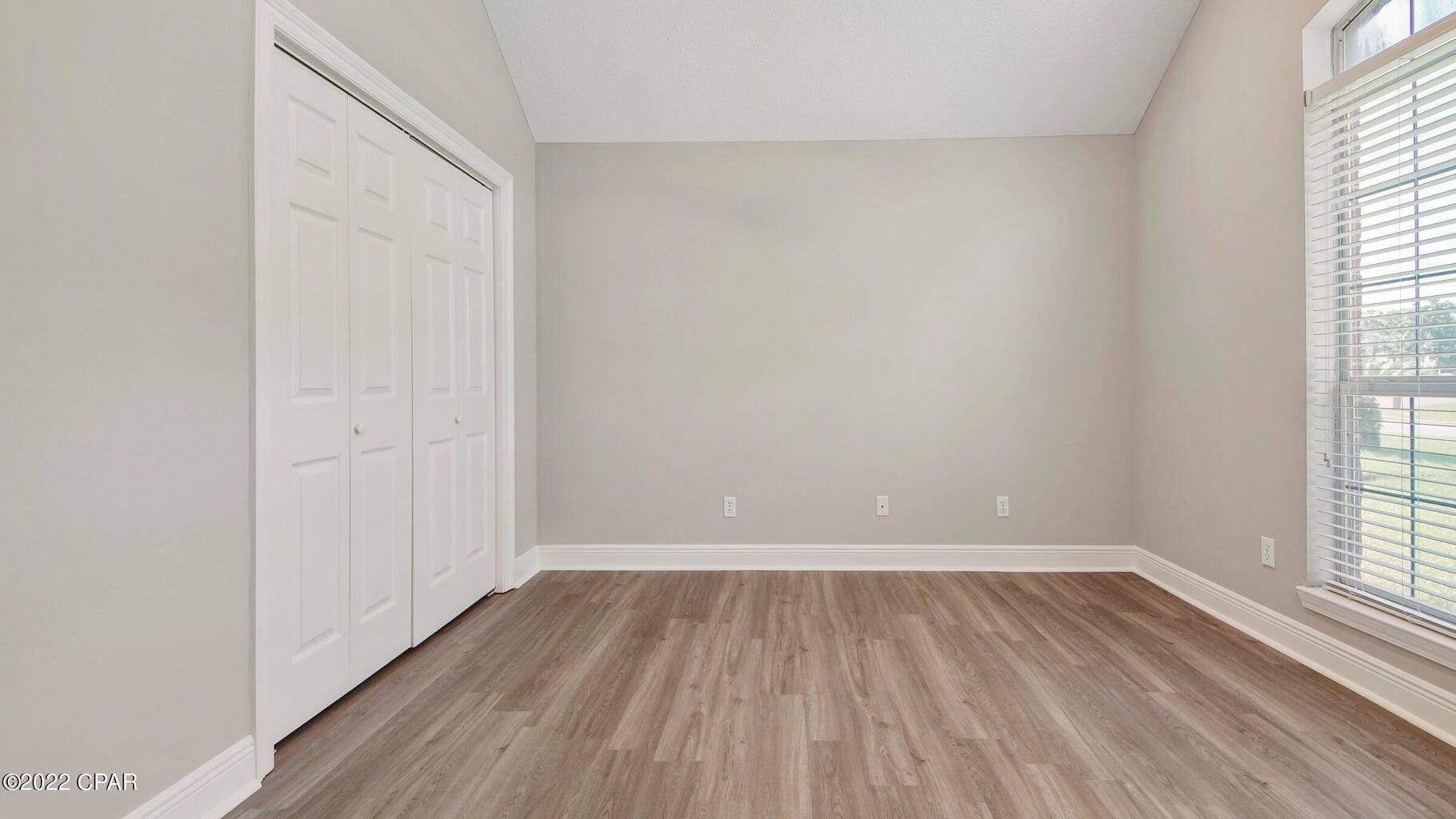 COLONY CLUB HARBOUR PH 3 - Residential Lease