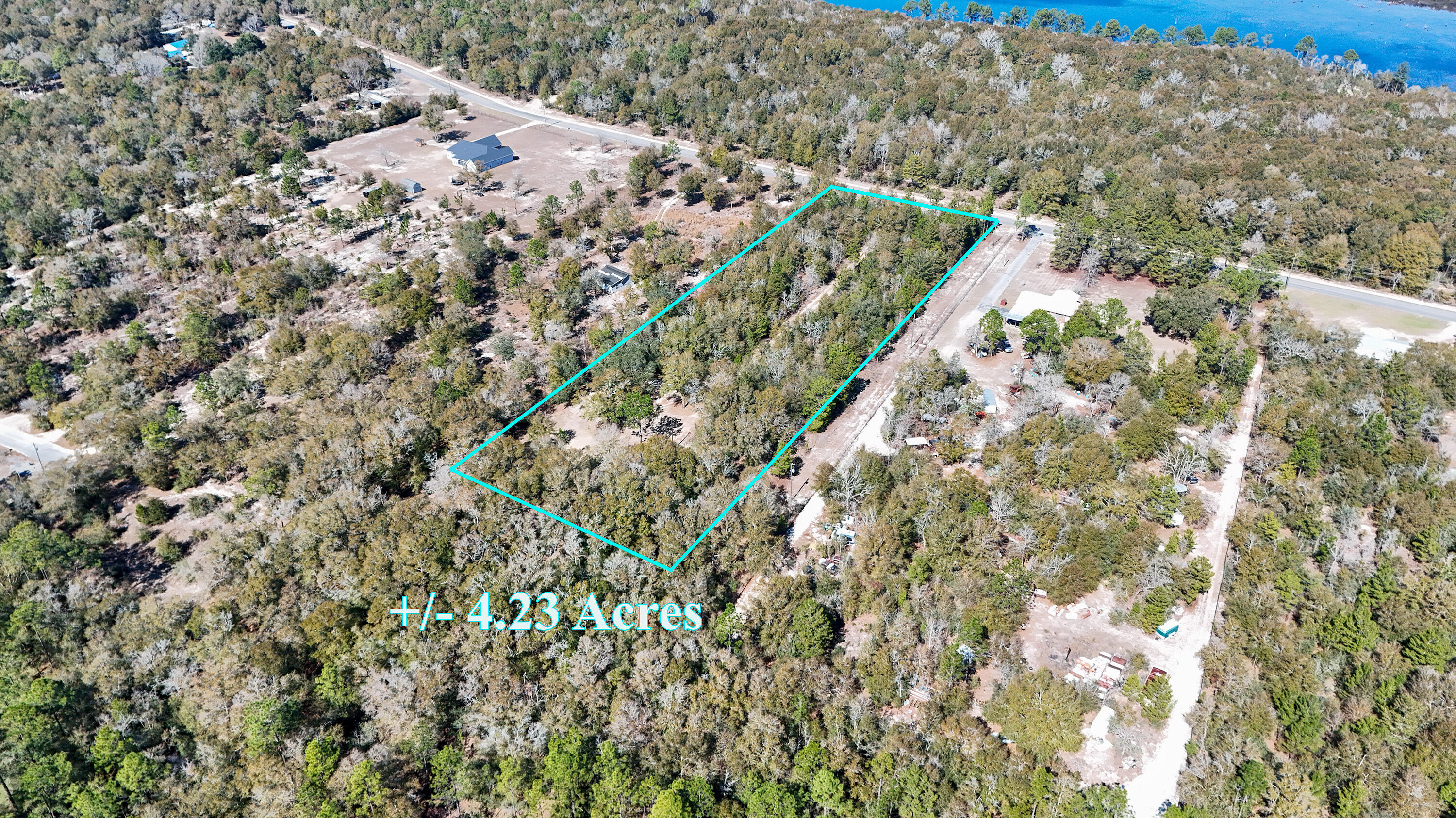 METES & BOUNDS - Land