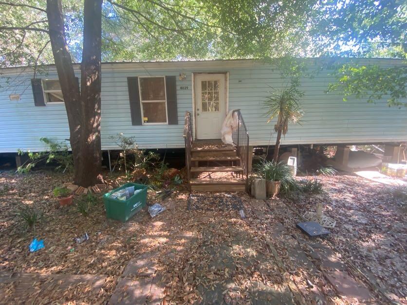 NO RECORDED SUBDIVISION - Residential