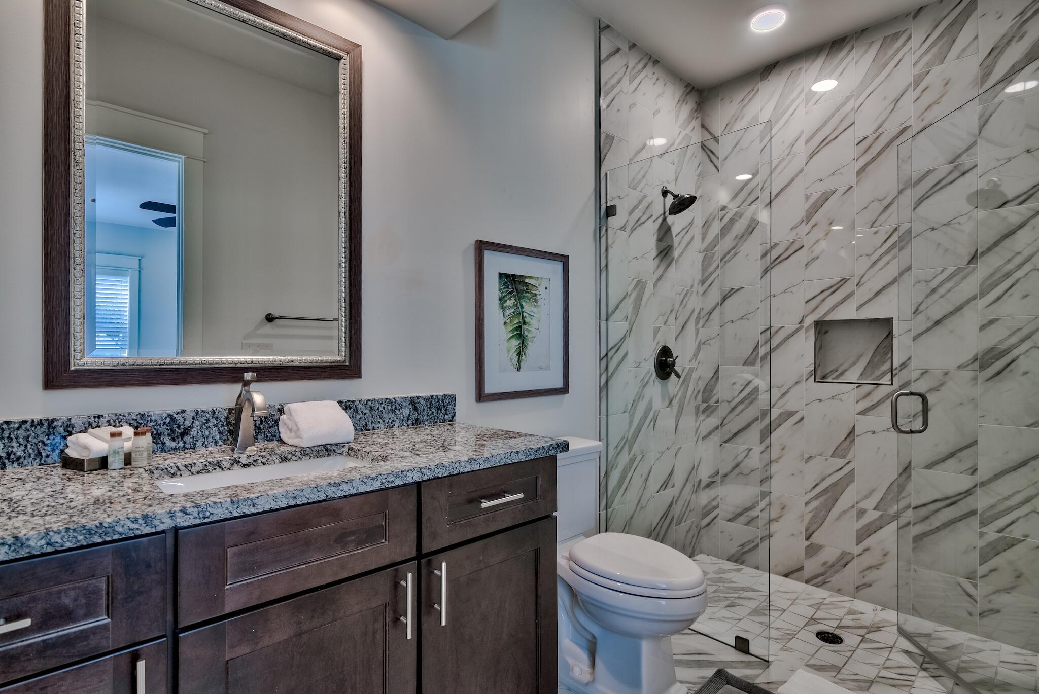 CRYSTAL SHORES - Residential
