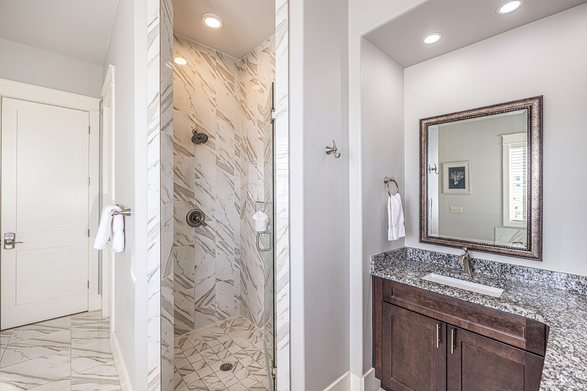 CRYSTAL SHORES - Residential