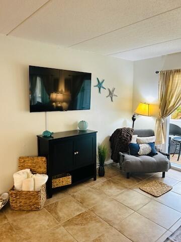 CEDARS CONDO - Residential