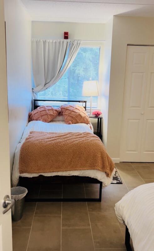 CEDARS CONDO - Residential