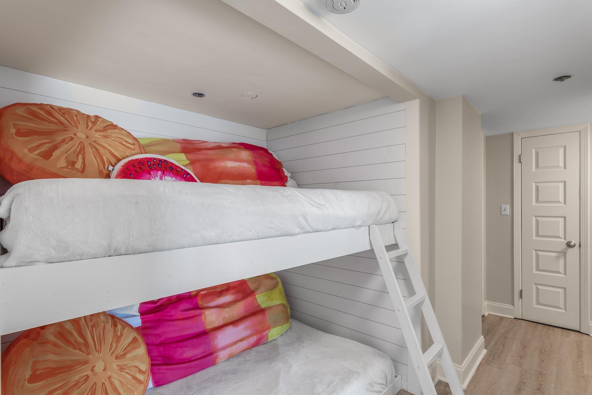 ENCLAVE PH 1 - Residential