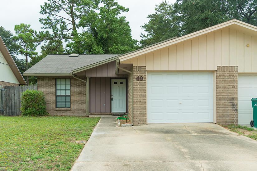 Cute remodeled townhome close to both bases! 2 bedrooms, 2 bathrooms. Luxury vinyl planking throughout except bedrooms have carpet. One car garage and fenced yard. No pets allowed and no smoking inside home or garage.