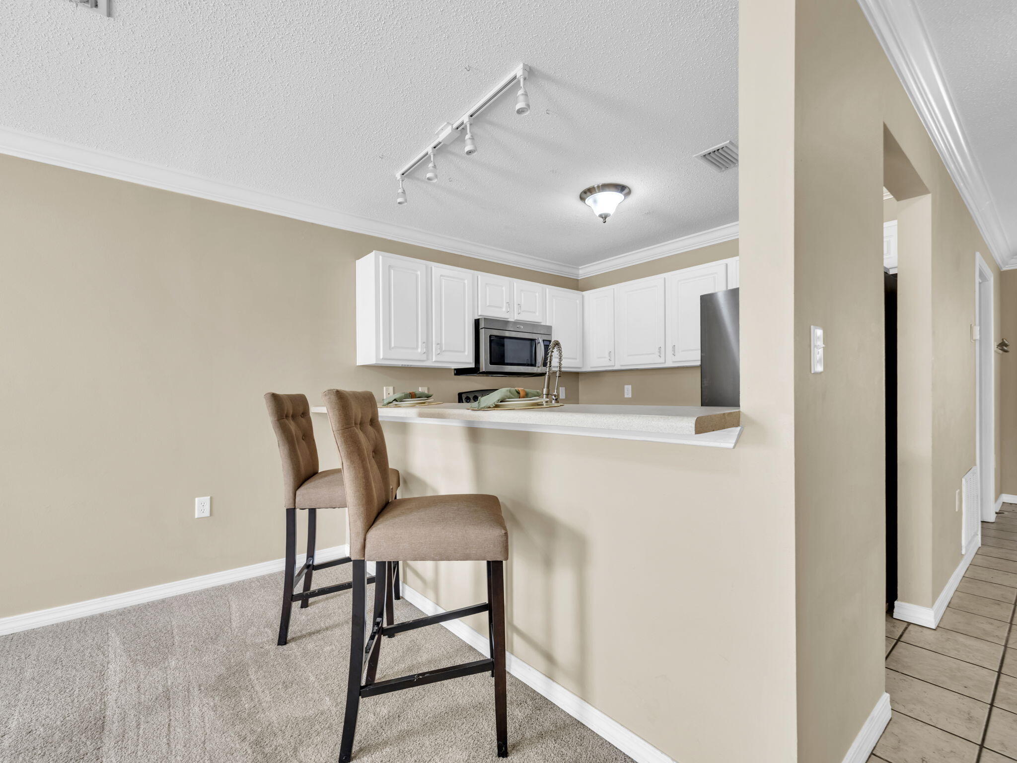 OAK PARK TOWNHOMES - Residential