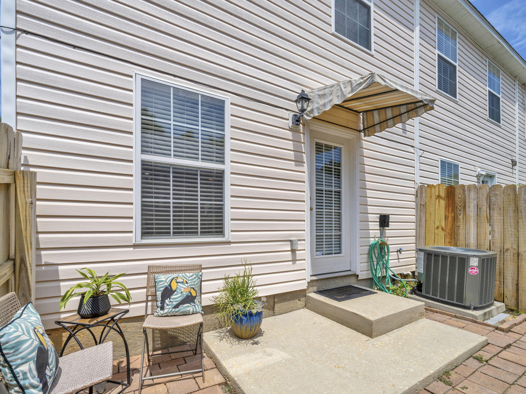 OAK PARK TOWNHOMES - Residential