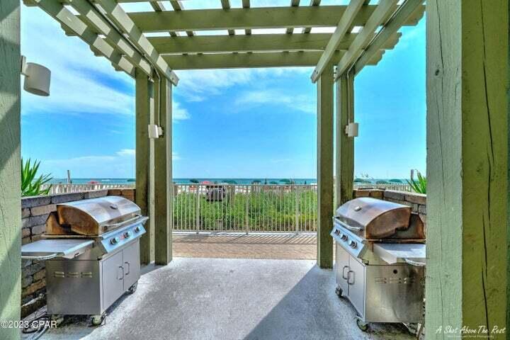 EMERALD ISLE - Residential