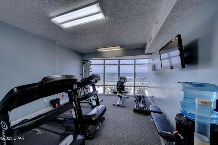 EMERALD ISLE - Residential