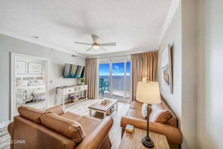 EMERALD ISLE - Residential