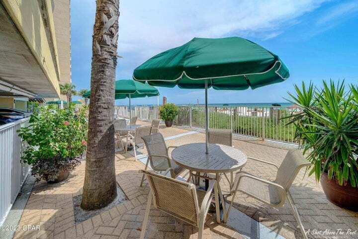 EMERALD ISLE - Residential