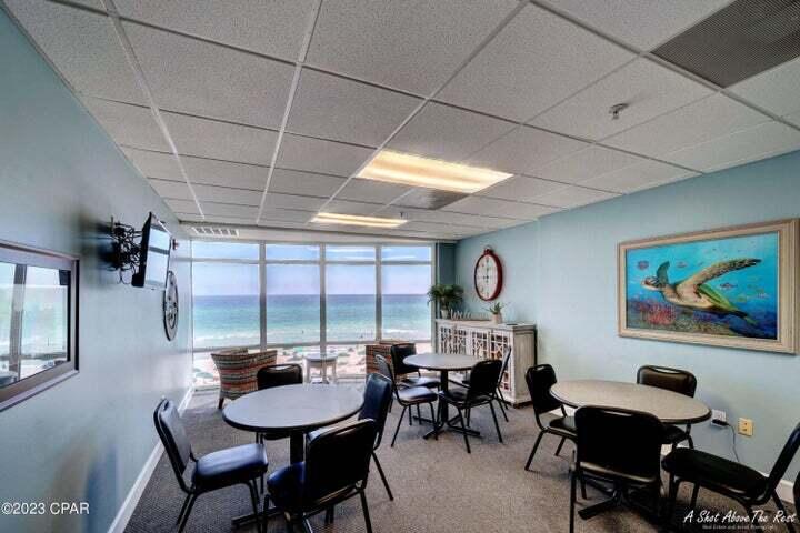 EMERALD ISLE - Residential