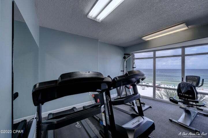 EMERALD ISLE - Residential