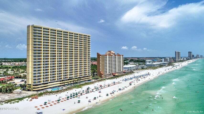 EMERALD ISLE - Residential