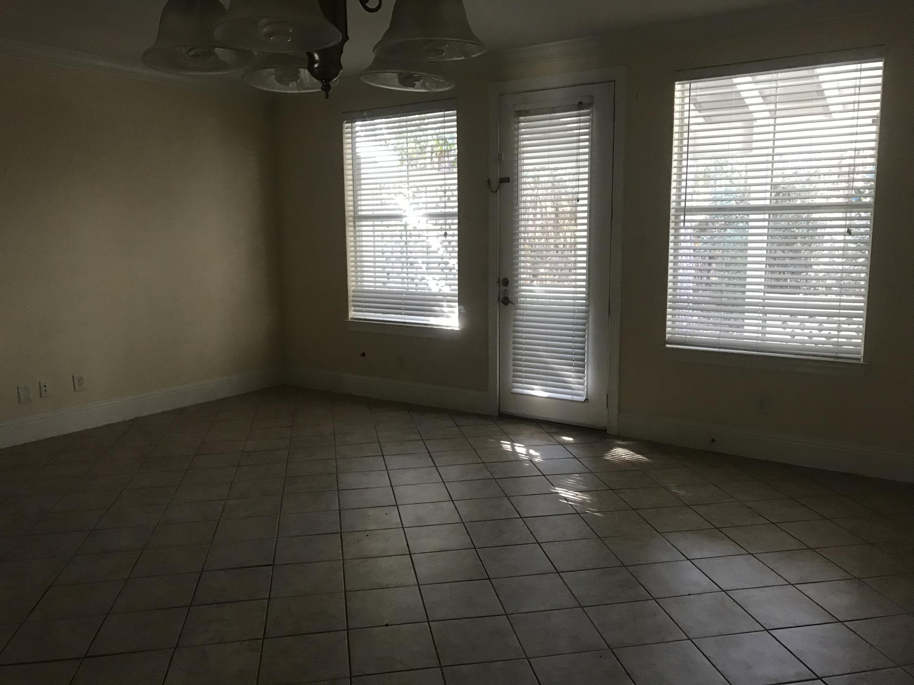 EAGLE BAY - Residential