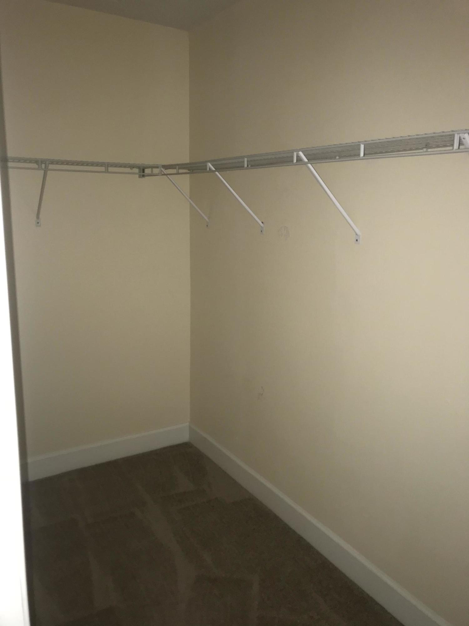 EAGLE BAY - Residential