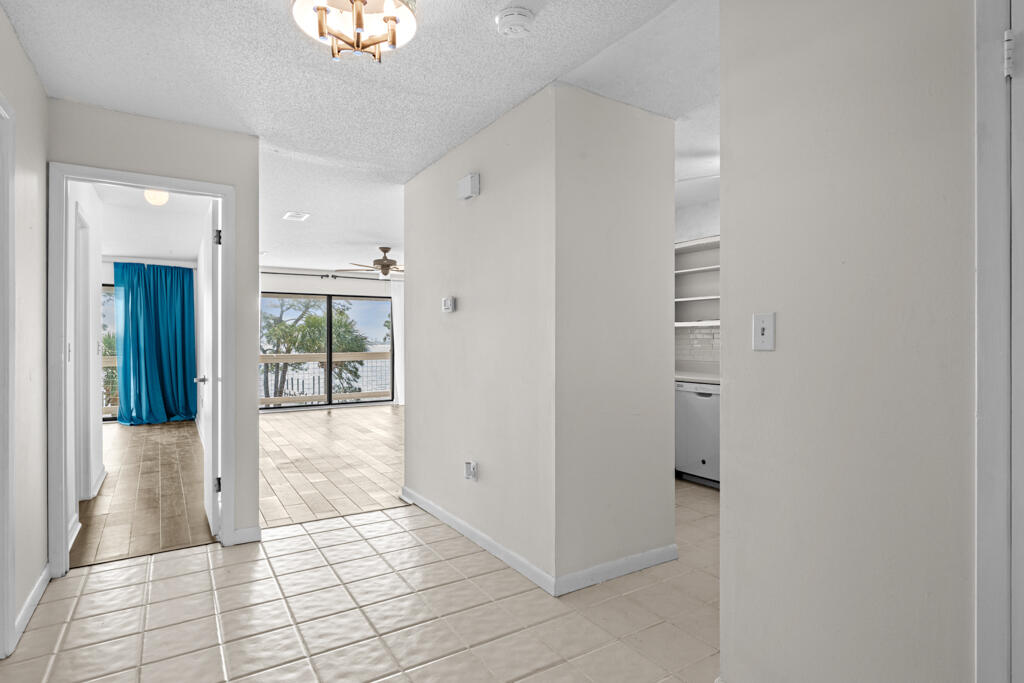 HERON LANDING - Residential