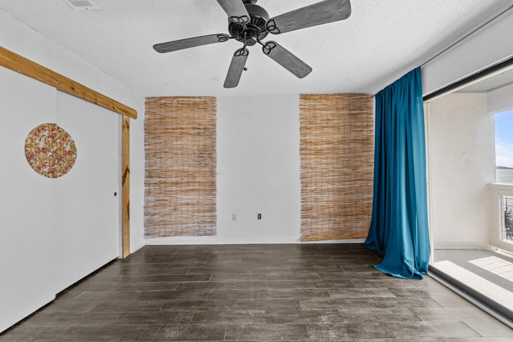 HERON LANDING - Residential