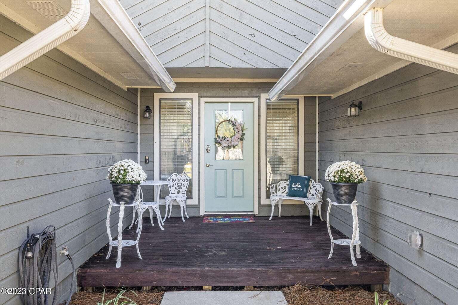 COLONY CLUB HARBOUR PH 2 - Residential