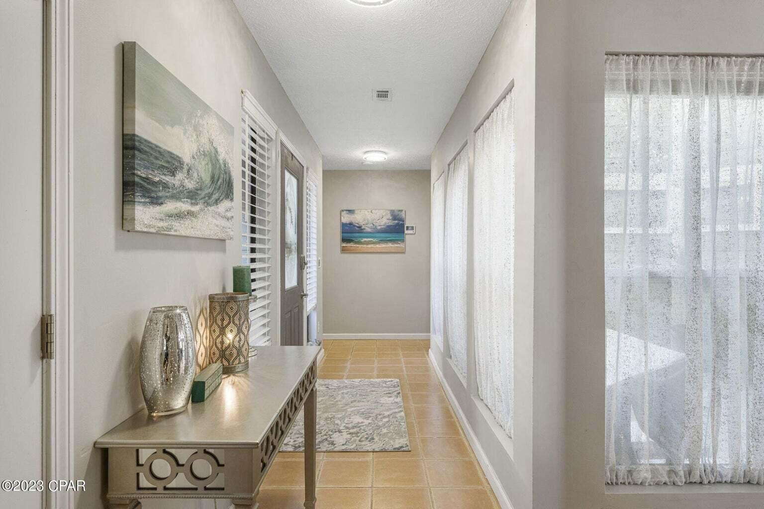 COLONY CLUB HARBOUR PH 2 - Residential