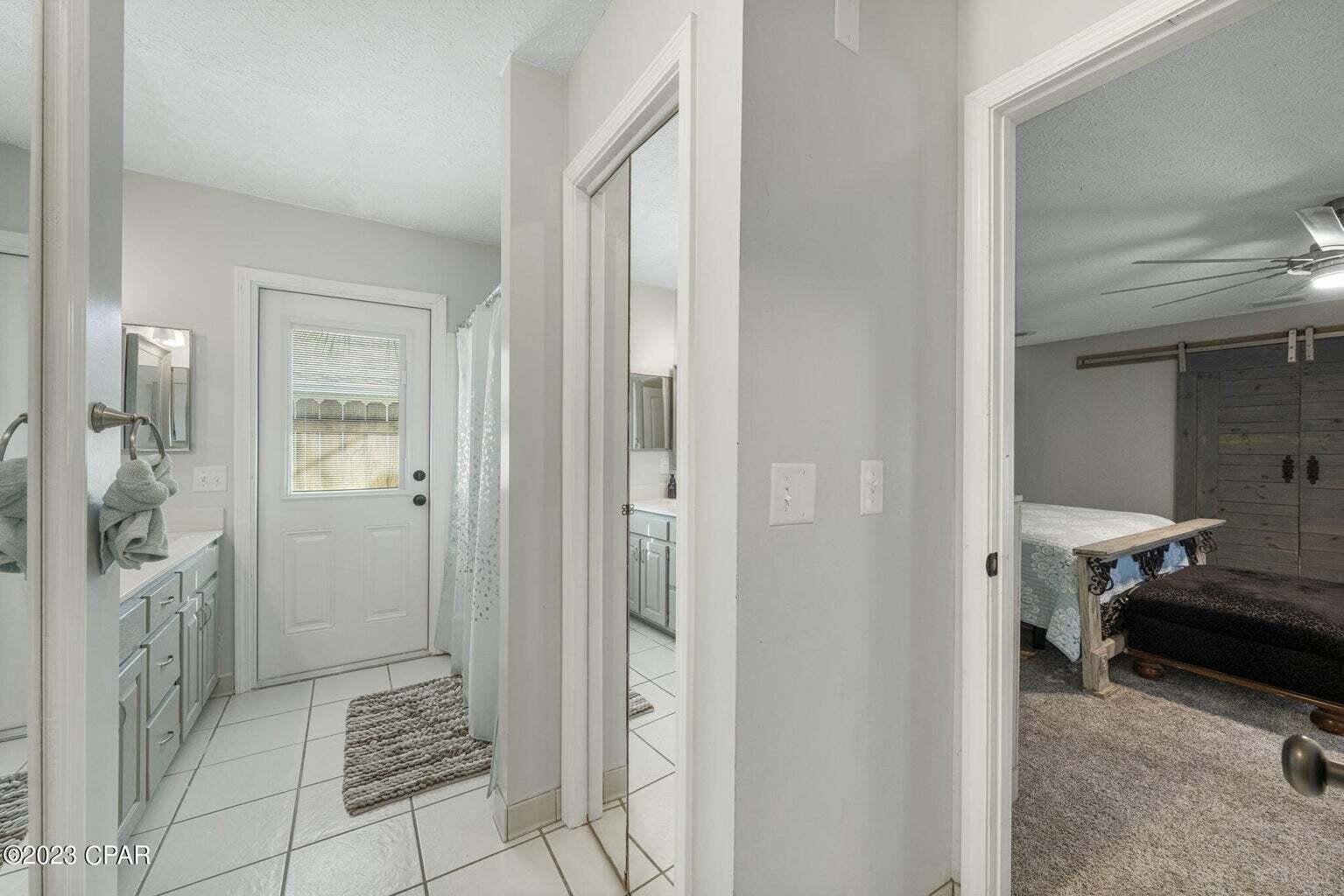 COLONY CLUB HARBOUR PH 2 - Residential