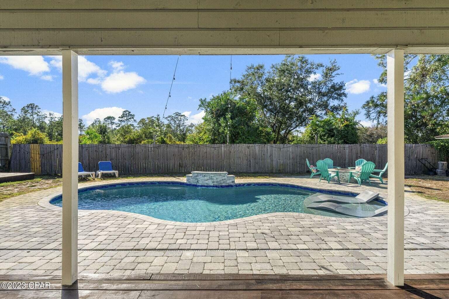 COLONY CLUB HARBOUR PH 2 - Residential