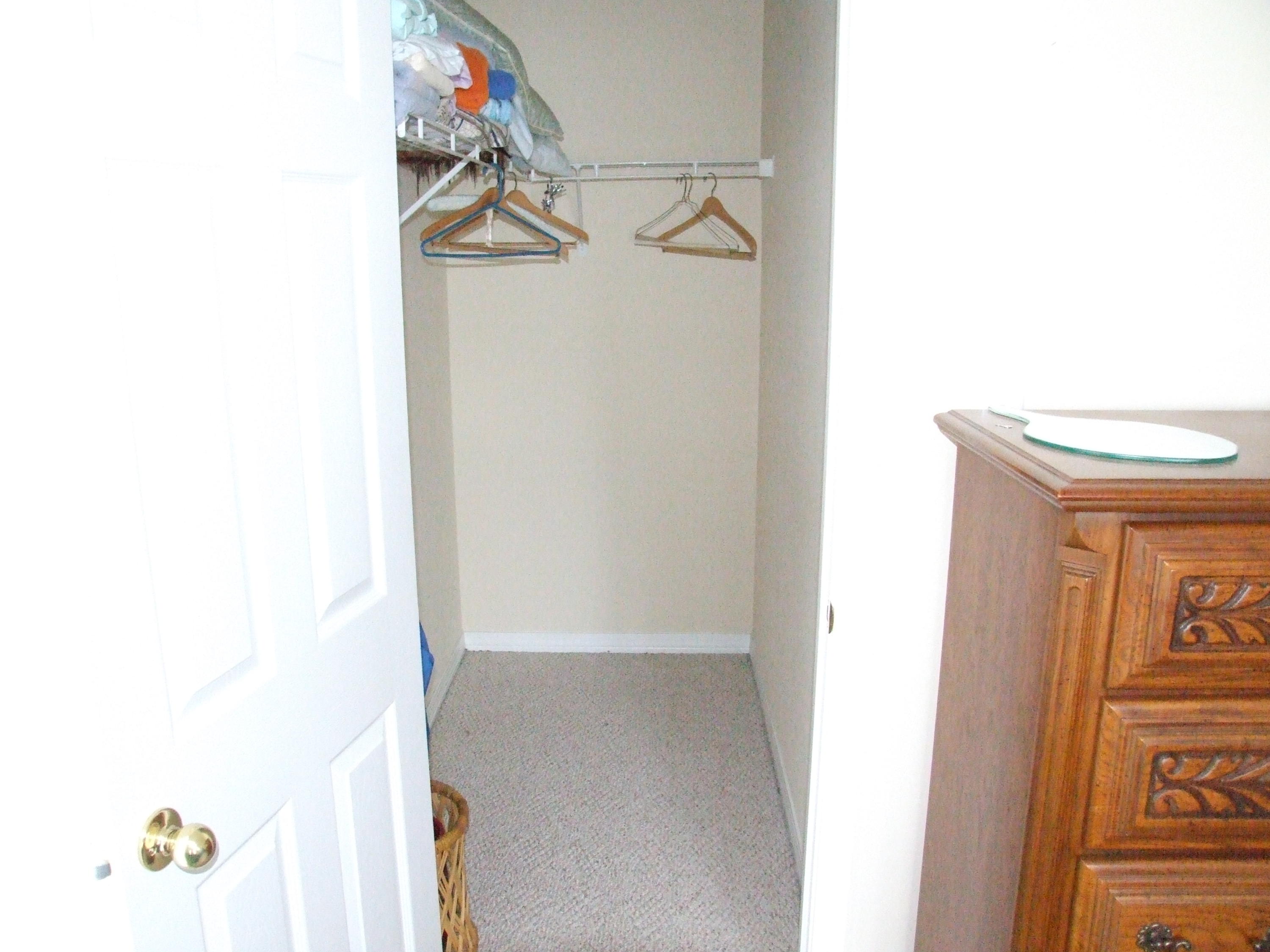 THE OAKS - Residential