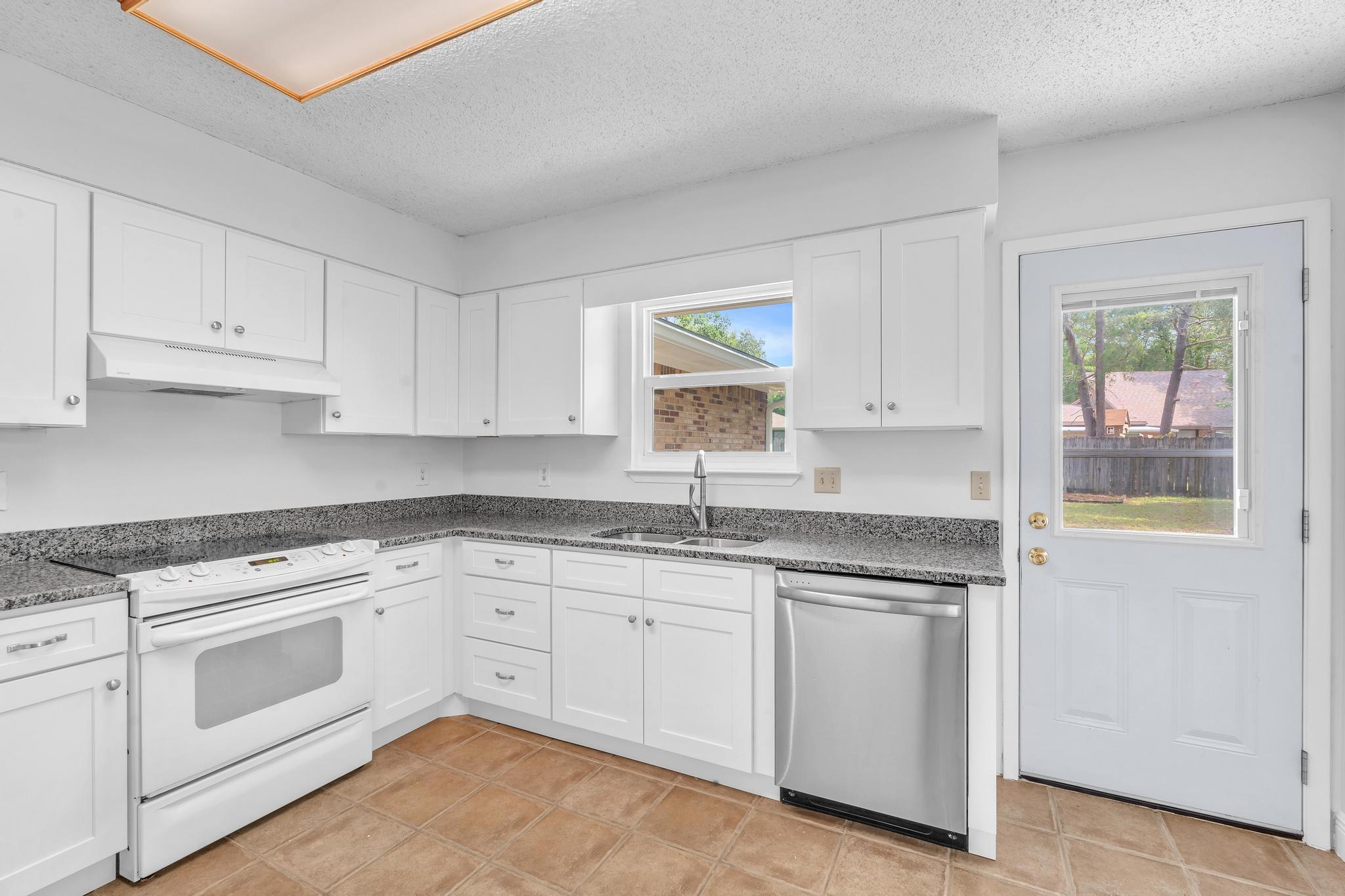 CARIBBEAN VILLAGE EAST 3 - Residential Lease