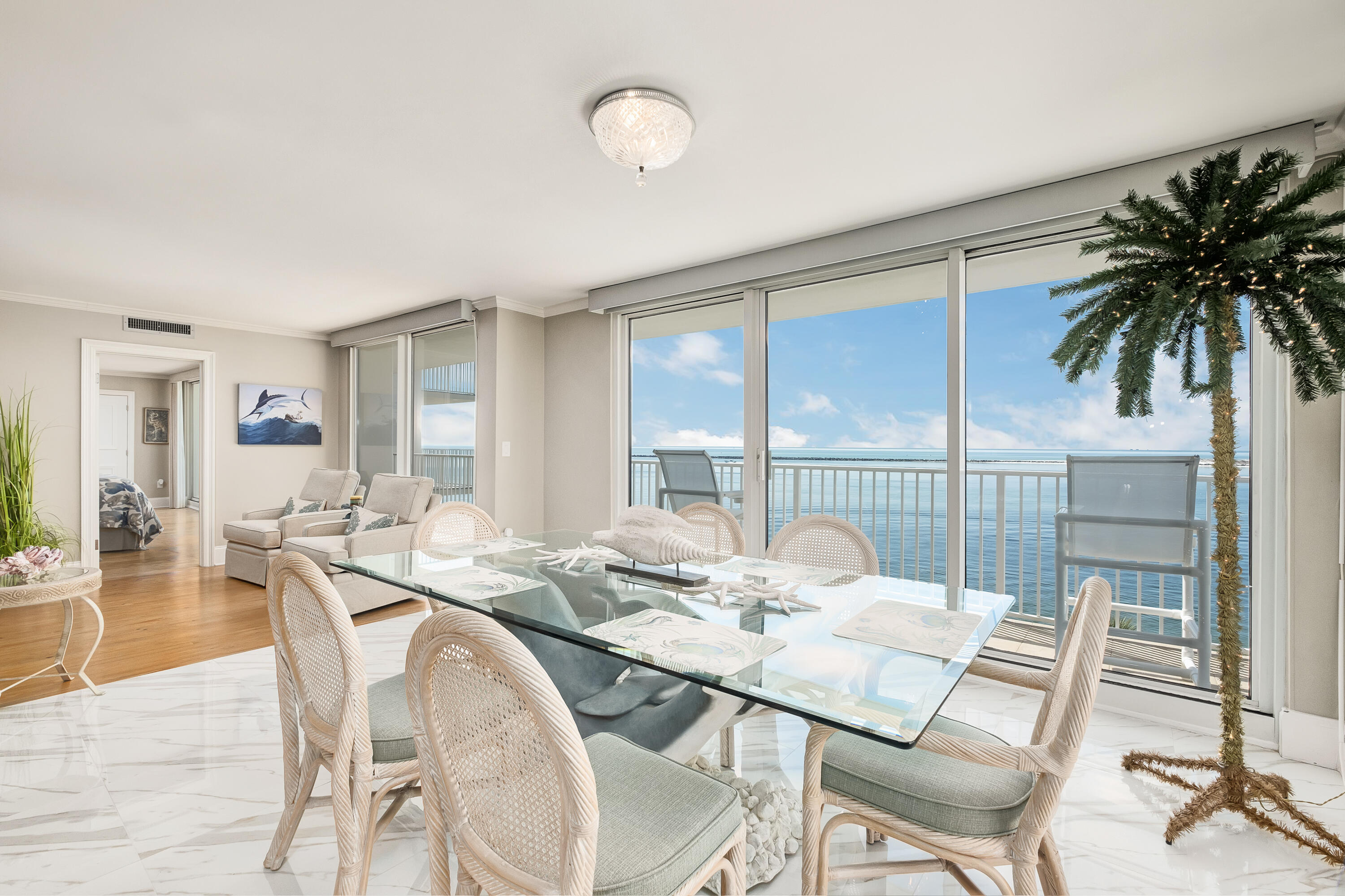 WATERVIEW TOWERS - Residential
