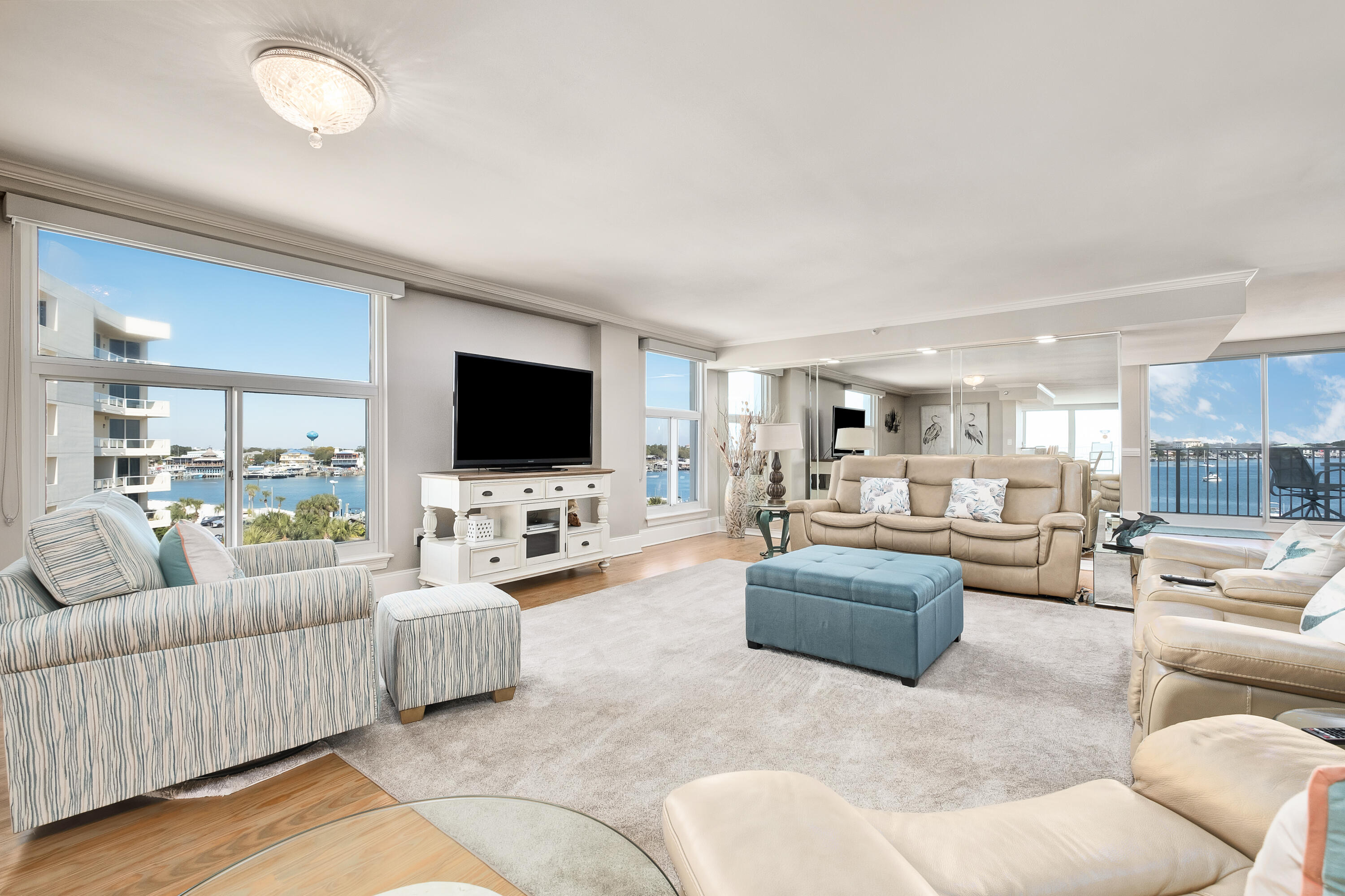 WATERVIEW TOWERS - Residential