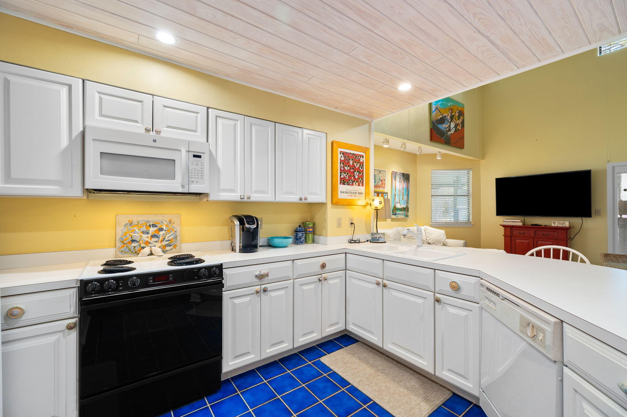 LAKEWOOD OF SEAGROVE BEACH - Residential