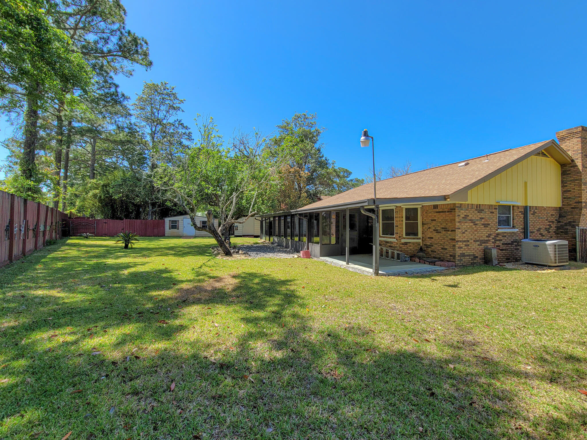 PINEDALE - Residential