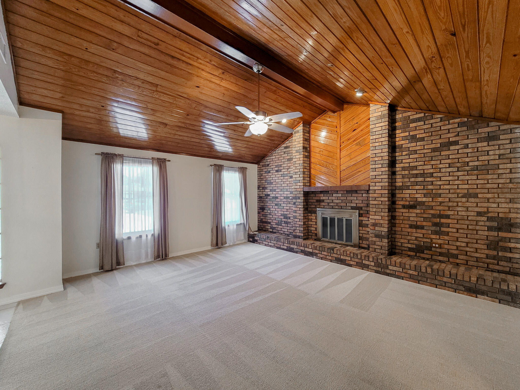 PINEDALE - Residential