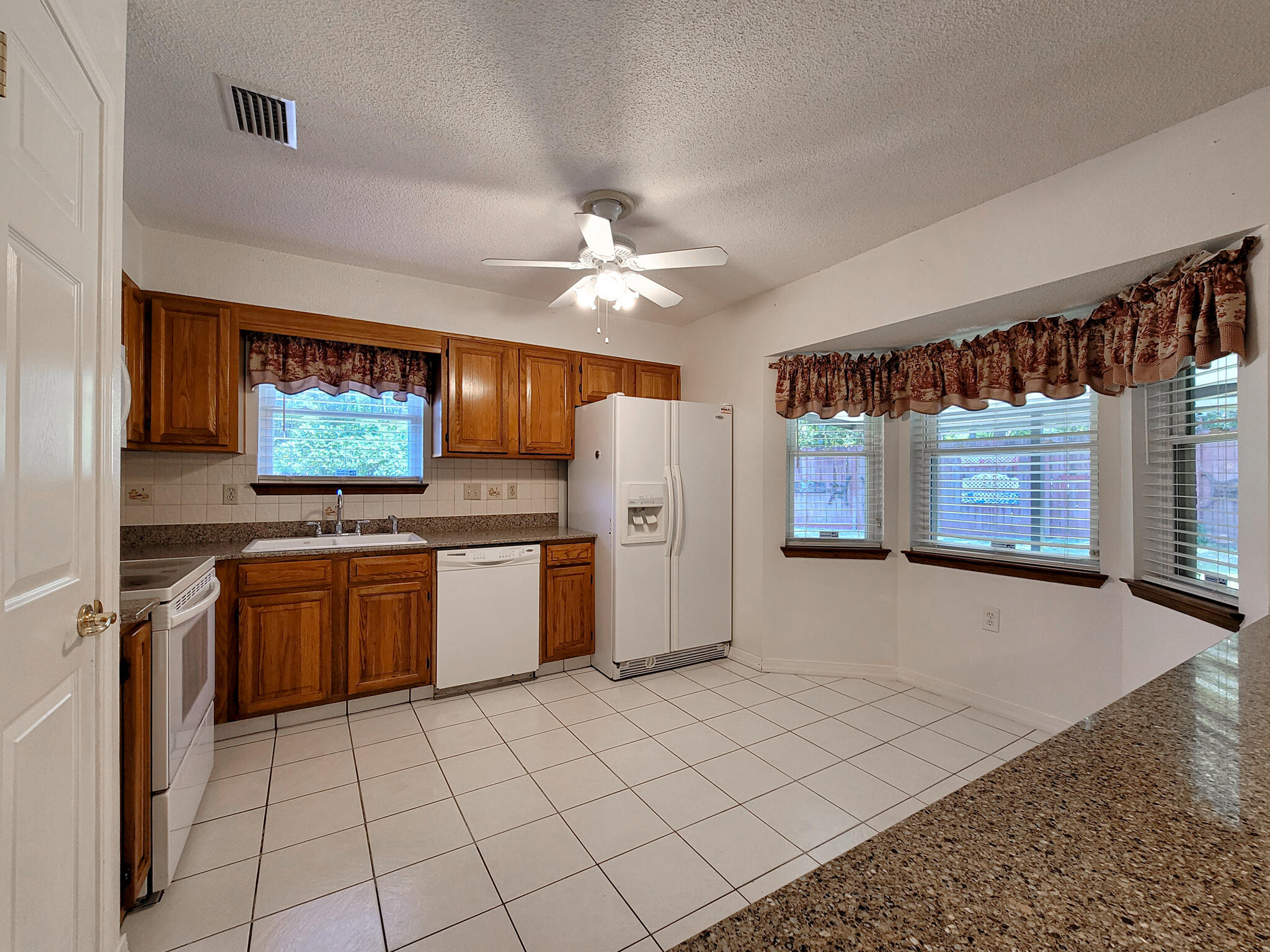 PINEDALE - Residential