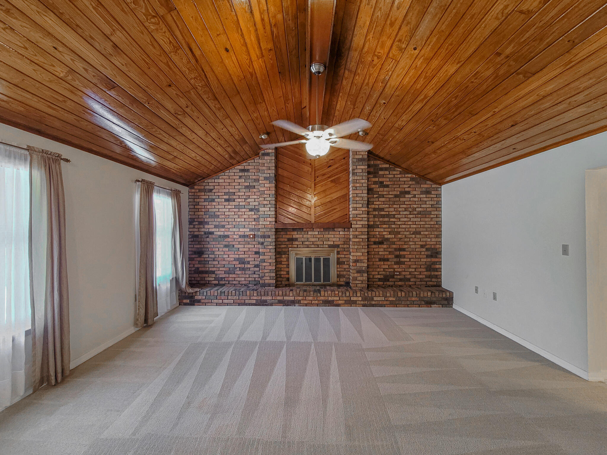 PINEDALE - Residential