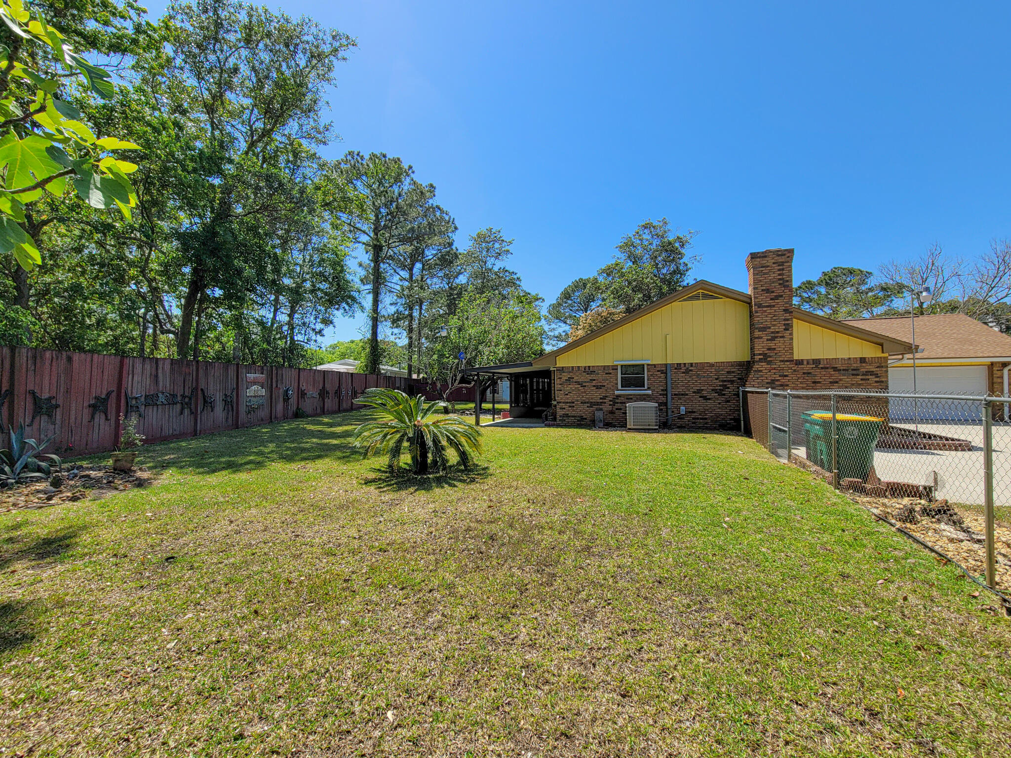 PINEDALE - Residential