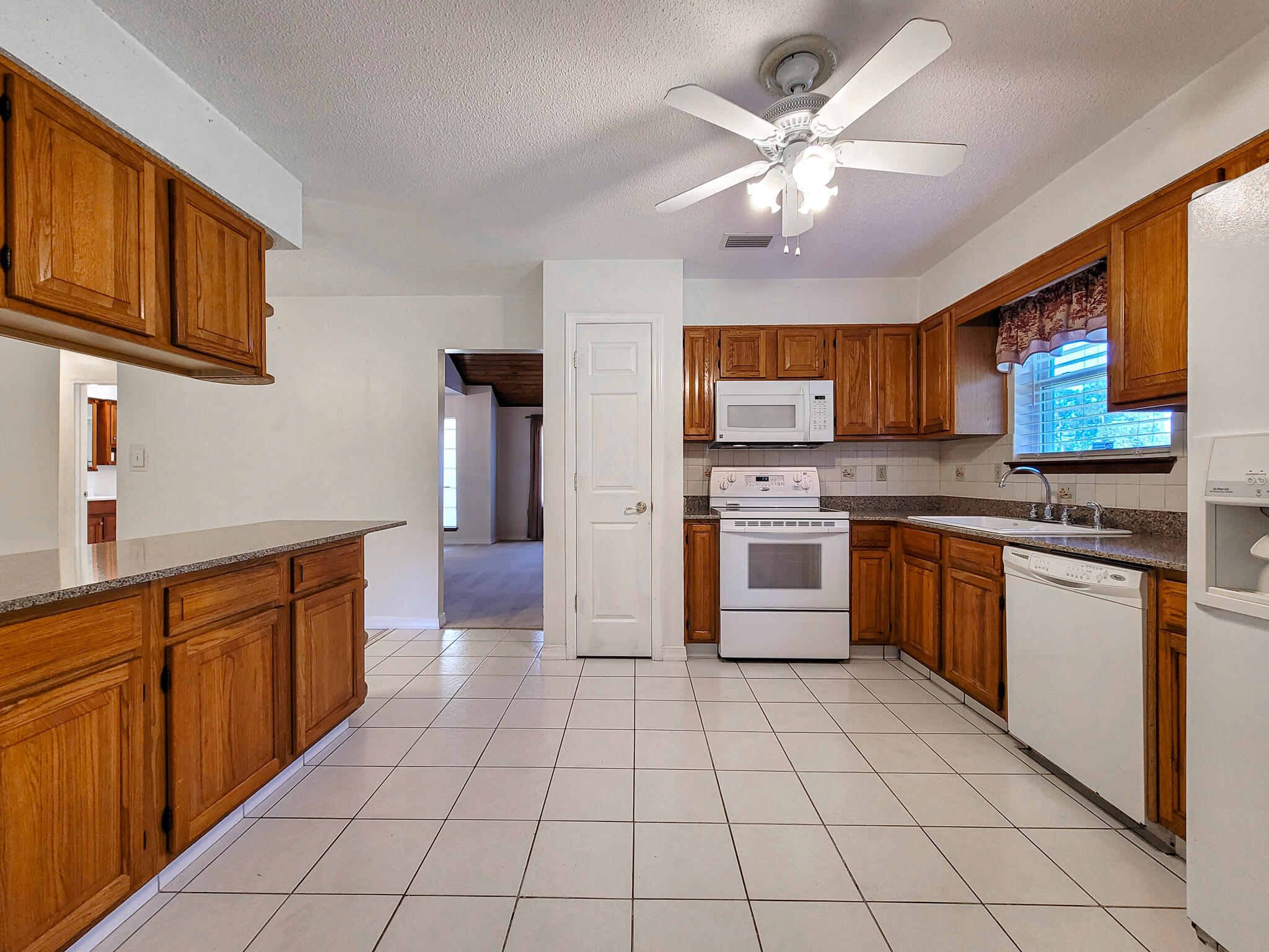 PINEDALE - Residential