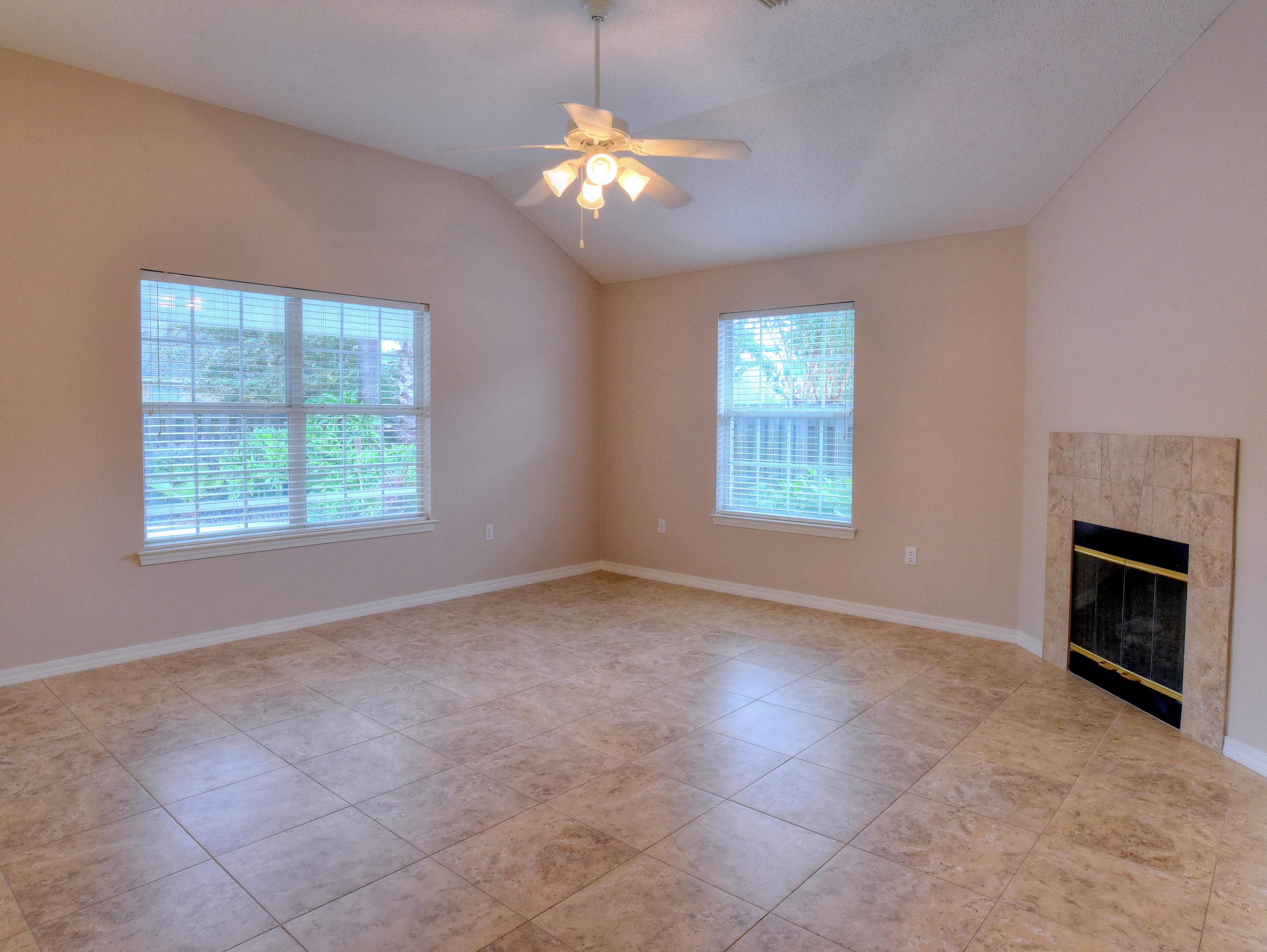 BAYSIDE - Residential