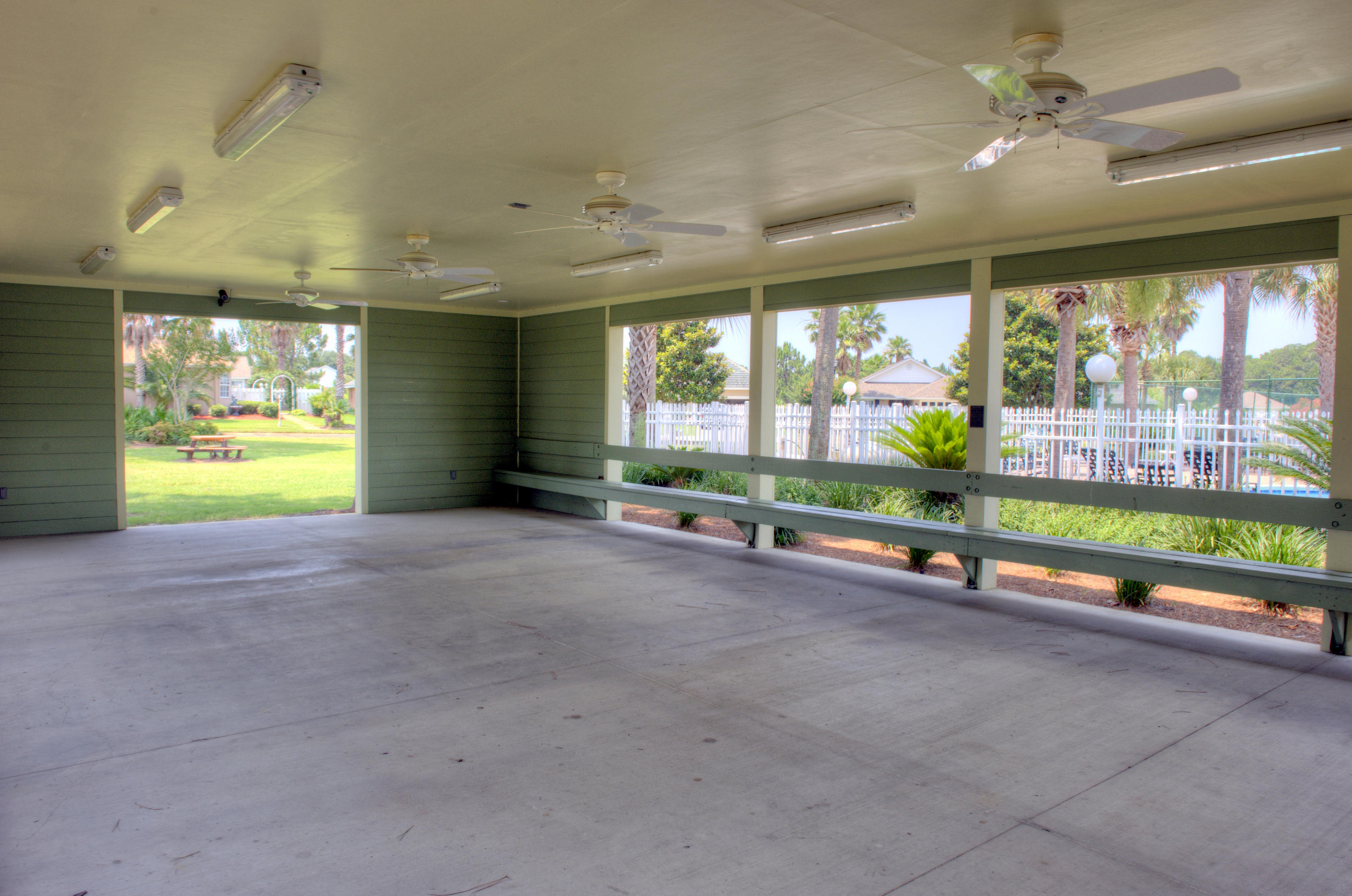 BAYSIDE - Residential