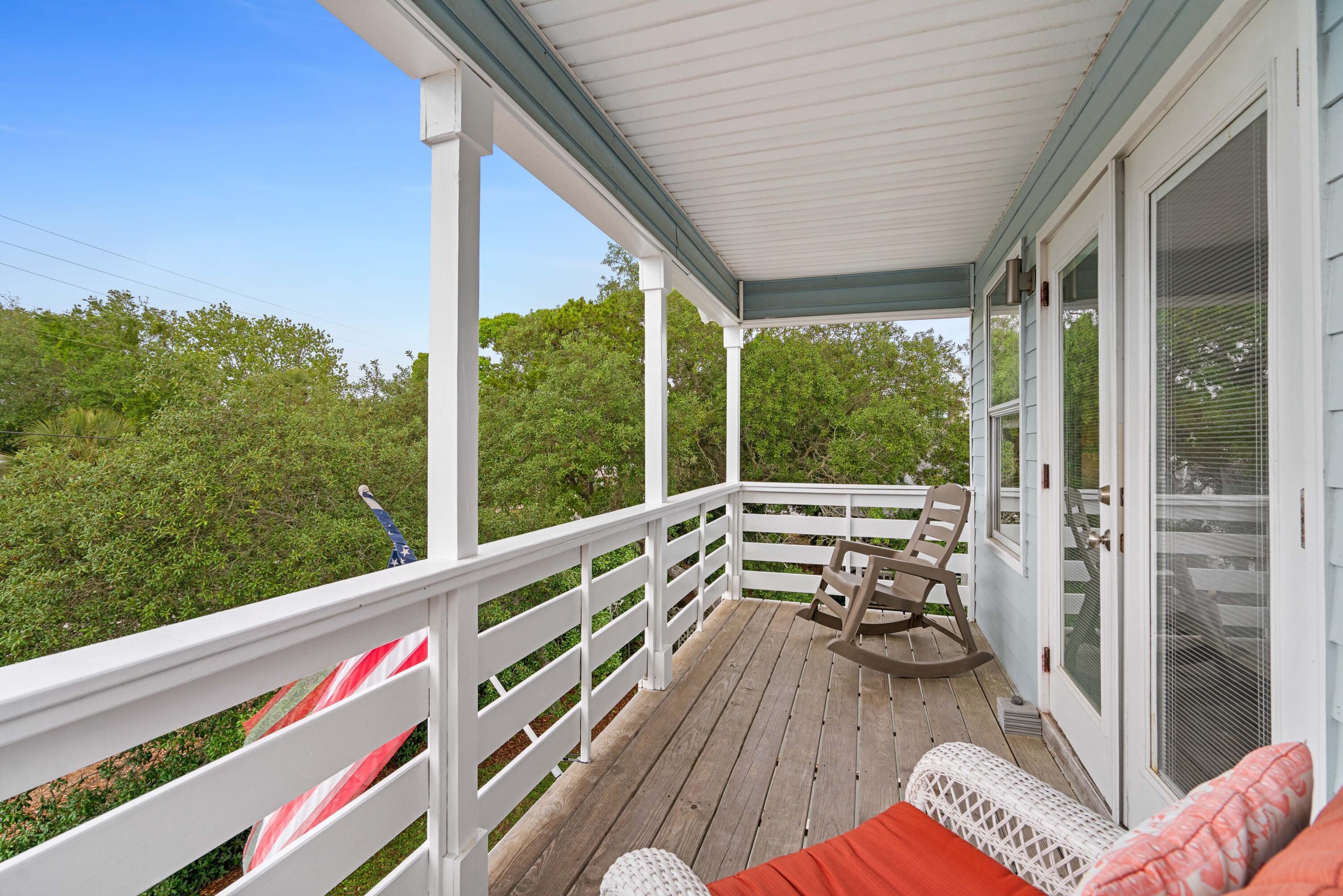 CRYSTAL BEACH - Residential