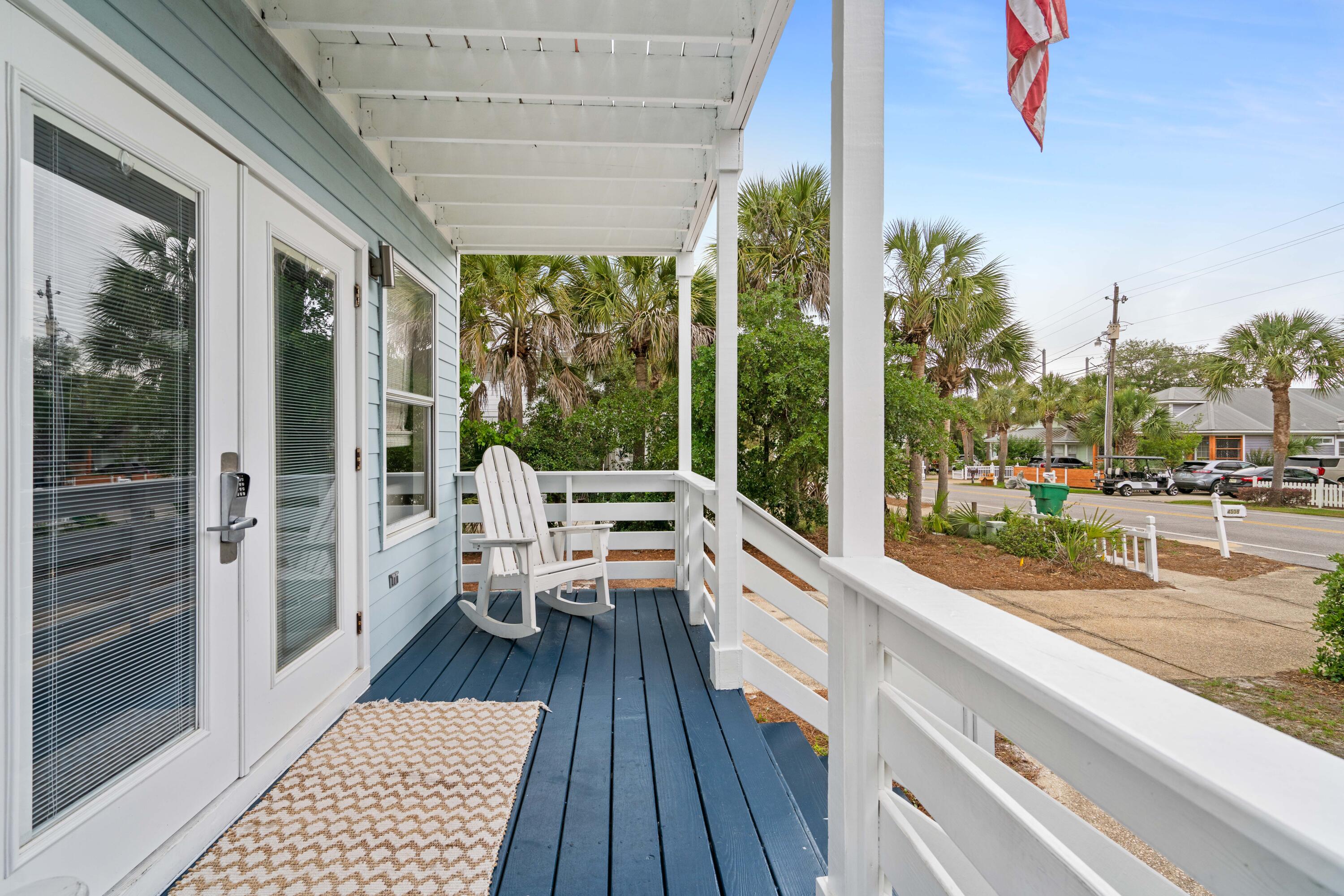 CRYSTAL BEACH - Residential