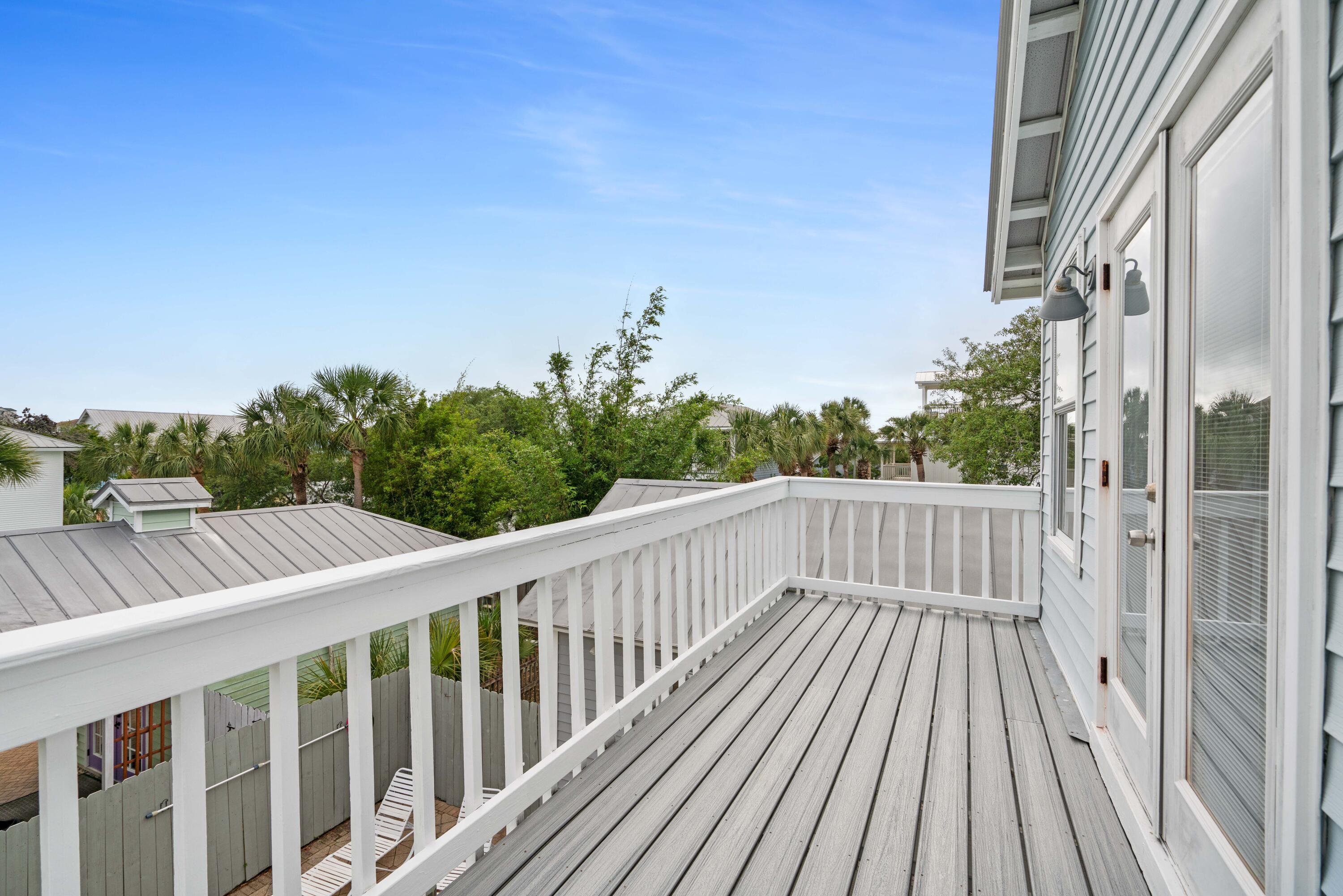 CRYSTAL BEACH - Residential
