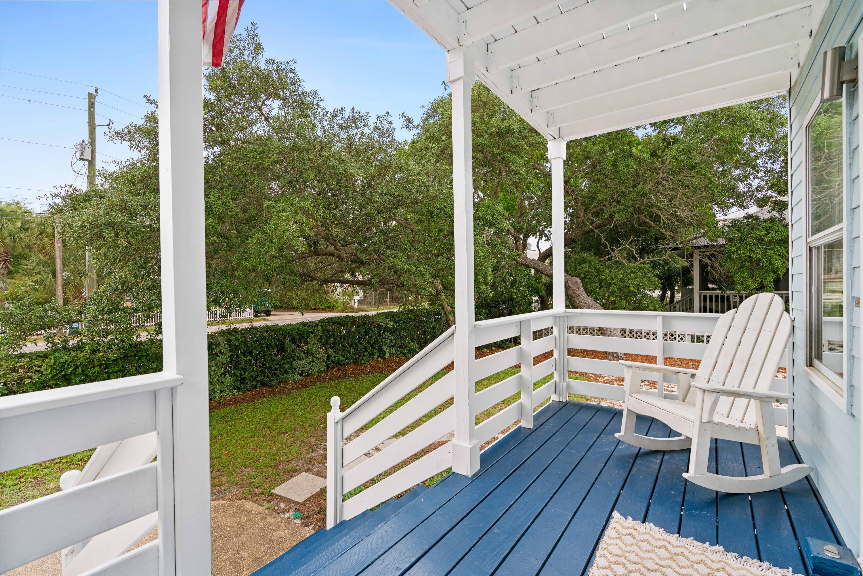 CRYSTAL BEACH - Residential