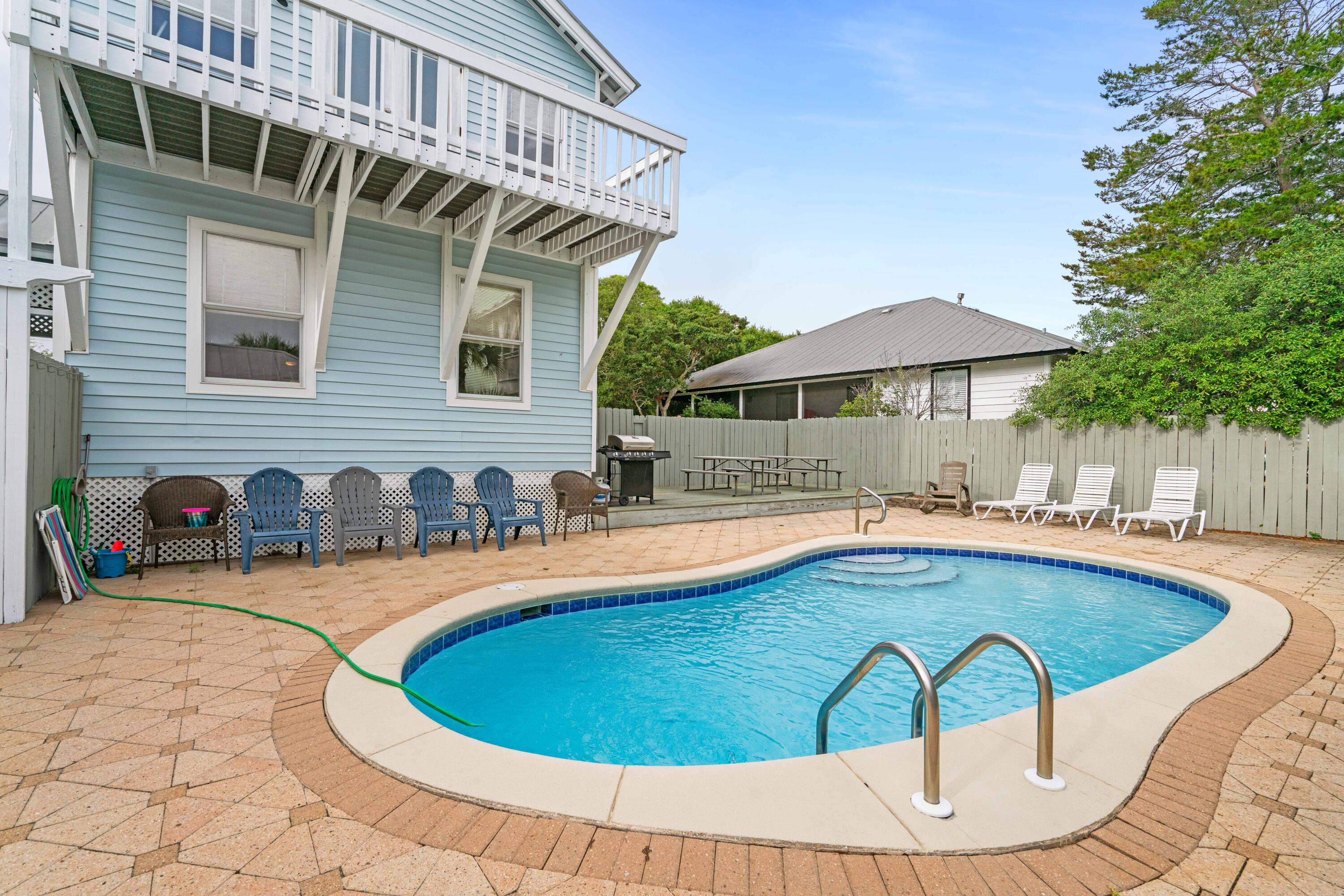 CRYSTAL BEACH - Residential